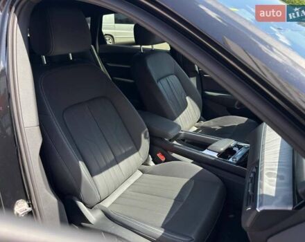Чорний Ауді E-Tron, об'ємом двигуна 0 л та пробігом 50 тис. км за 36600 $, фото 19 на Automoto.ua