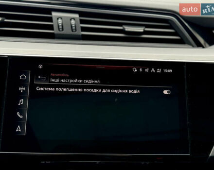 Черный Ауди E-Tron, объемом двигателя 0 л и пробегом 63 тыс. км за 44999 $, фото 57 на Automoto.ua