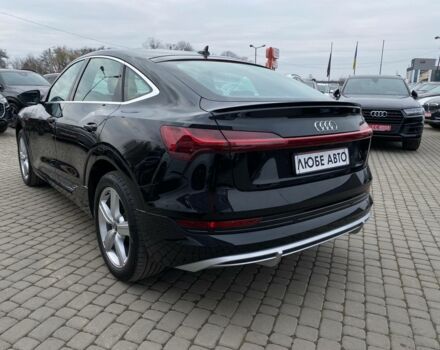 Чорний Ауді E-Tron, об'ємом двигуна 0 л та пробігом 81 тис. км за 36500 $, фото 4 на Automoto.ua
