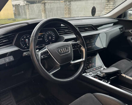 Черный Ауди E-Tron, объемом двигателя 0 л и пробегом 118 тыс. км за 28900 $, фото 43 на Automoto.ua