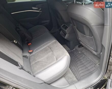 Чорний Ауді E-Tron, об'ємом двигуна 0 л та пробігом 31 тис. км за 39990 $, фото 23 на Automoto.ua