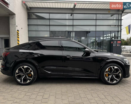 Черный Ауди E-Tron, объемом двигателя 0 л и пробегом 63 тыс. км за 44999 $, фото 13 на Automoto.ua