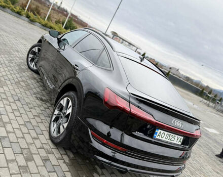 Чорний Ауді E-Tron, об'ємом двигуна 0 л та пробігом 65 тис. км за 41500 $, фото 3 на Automoto.ua