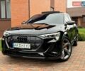 Чорний Ауді E-Tron, об'ємом двигуна 0 л та пробігом 58 тис. км за 42999 $, фото 2 на Automoto.ua