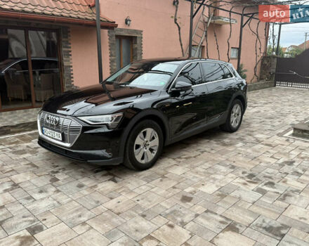 Черный Ауди E-Tron, объемом двигателя 0 л и пробегом 158 тыс. км за 26900 $, фото 9 на Automoto.ua