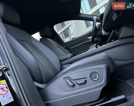 Чорний Ауді E-Tron, об'ємом двигуна 0 л та пробігом 187 тис. км за 23300 $, фото 26 на Automoto.ua