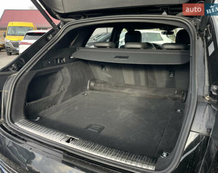 Чорний Ауді E-Tron, об'ємом двигуна 0 л та пробігом 70 тис. км за 39999 $, фото 47 на Automoto.ua