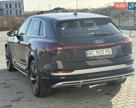 Чорний Ауді E-Tron, об'ємом двигуна 0 л та пробігом 95 тис. км за 36599 $, фото 14 на Automoto.ua