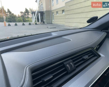 Чорний Ауді E-Tron, об'ємом двигуна 0 л та пробігом 58 тис. км за 36900 $, фото 35 на Automoto.ua