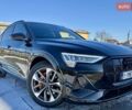 Черный Ауди E-Tron, объемом двигателя 0 л и пробегом 65 тыс. км за 37000 $, фото 1 на Automoto.ua