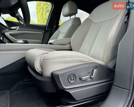 Черный Ауди E-Tron, объемом двигателя 0 л и пробегом 73 тыс. км за 44300 $, фото 13 на Automoto.ua