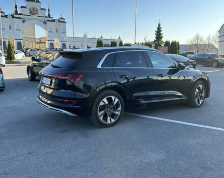Черный Ауди E-Tron, объемом двигателя 0 л и пробегом 120 тыс. км за 32555 $, фото 8 на Automoto.ua