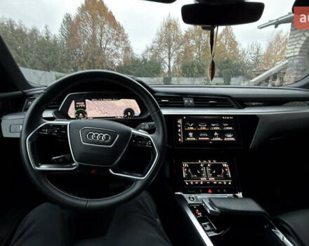 Черный Ауди E-Tron, объемом двигателя 0 л и пробегом 50 тыс. км за 44000 $, фото 11 на Automoto.ua