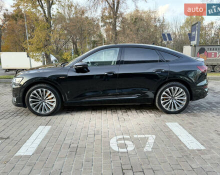 Черный Ауди E-Tron, объемом двигателя 0 л и пробегом 71 тыс. км за 38470 $, фото 9 на Automoto.ua