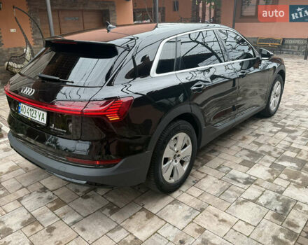 Черный Ауди E-Tron, объемом двигателя 0 л и пробегом 158 тыс. км за 26900 $, фото 2 на Automoto.ua