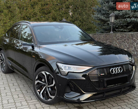 Черный Ауди E-Tron, объемом двигателя 0 л и пробегом 50 тыс. км за 44000 $, фото 70 на Automoto.ua
