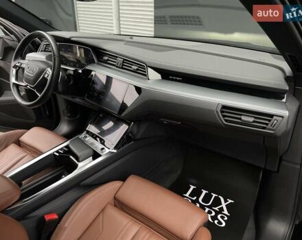 Черный Ауди E-Tron, объемом двигателя 0 л и пробегом 66 тыс. км за 41900 $, фото 53 на Automoto.ua