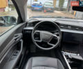 Чорний Ауді E-Tron, об'ємом двигуна 0 л та пробігом 190 тис. км за 24199 $, фото 33 на Automoto.ua