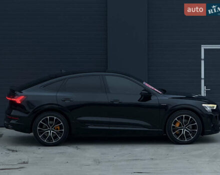 Чорний Ауді E-Tron, об'ємом двигуна 0 л та пробігом 84 тис. км за 36000 $, фото 13 на Automoto.ua