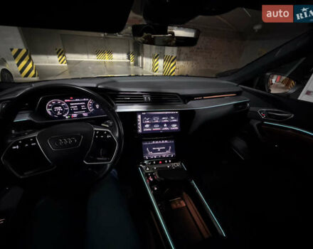 Черный Ауди E-Tron, объемом двигателя 0 л и пробегом 71 тыс. км за 38470 $, фото 54 на Automoto.ua