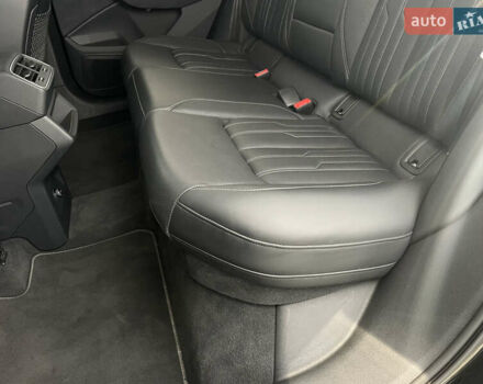 Чорний Ауді E-Tron, об'ємом двигуна 0 л та пробігом 70 тис. км за 39999 $, фото 62 на Automoto.ua