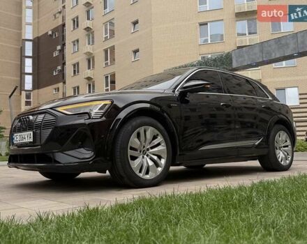 Чорний Ауді E-Tron, об'ємом двигуна 0 л та пробігом 30 тис. км за 45000 $, фото 1 на Automoto.ua