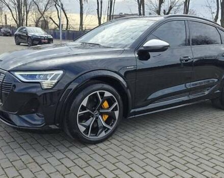 Черный Ауди E-Tron, объемом двигателя 0 л и пробегом 54 тыс. км за 43500 $, фото 44 на Automoto.ua