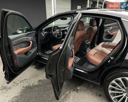 Черный Ауди E-Tron, объемом двигателя 0 л и пробегом 66 тыс. км за 41900 $, фото 42 на Automoto.ua