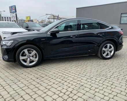 Чорний Ауді E-Tron, об'ємом двигуна 0 л та пробігом 81 тис. км за 36500 $, фото 3 на Automoto.ua