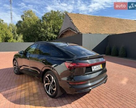 Черный Ауди E-Tron, объемом двигателя 0 л и пробегом 127 тыс. км за 37900 $, фото 2 на Automoto.ua