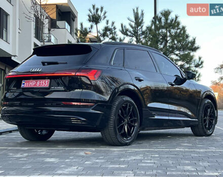 Чорний Ауді E-Tron, об'ємом двигуна 0 л та пробігом 187 тис. км за 23300 $, фото 11 на Automoto.ua