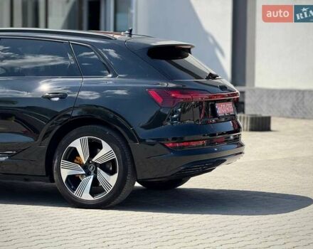 Чорний Ауді E-Tron, об'ємом двигуна 0 л та пробігом 50 тис. км за 36600 $, фото 8 на Automoto.ua