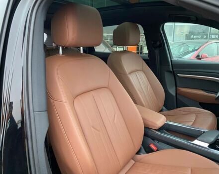 Чорний Ауді E-Tron, об'ємом двигуна 0 л та пробігом 38 тис. км за 33900 $, фото 28 на Automoto.ua