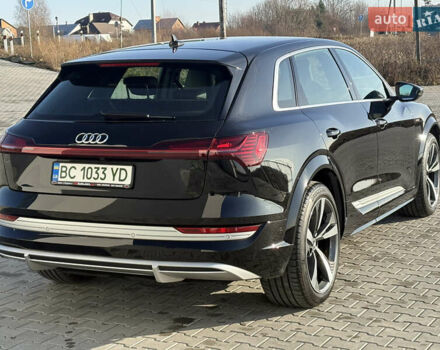 Чорний Ауді E-Tron, об'ємом двигуна 0 л та пробігом 95 тис. км за 36599 $, фото 12 на Automoto.ua