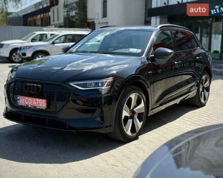 Чорний Ауді E-Tron, об'ємом двигуна 0 л та пробігом 50 тис. км за 36600 $, фото 4 на Automoto.ua