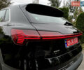 Чорний Ауді E-Tron, об'ємом двигуна 0 л та пробігом 190 тис. км за 23900 $, фото 7 на Automoto.ua