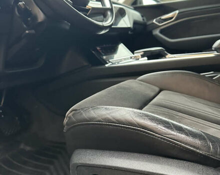 Черный Ауди E-Tron, объемом двигателя 0 л и пробегом 118 тыс. км за 28900 $, фото 42 на Automoto.ua