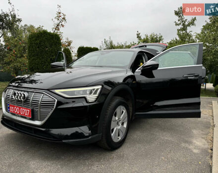 Чорний Ауді E-Tron, об'ємом двигуна 0 л та пробігом 190 тис. км за 23900 $, фото 36 на Automoto.ua