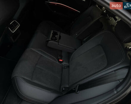 Чорний Ауді E-Tron, об'ємом двигуна 0 л та пробігом 58 тис. км за 39999 $, фото 52 на Automoto.ua