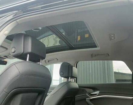 Черный Ауди E-Tron, объемом двигателя 0 л и пробегом 147 тыс. км за 29999 $, фото 17 на Automoto.ua