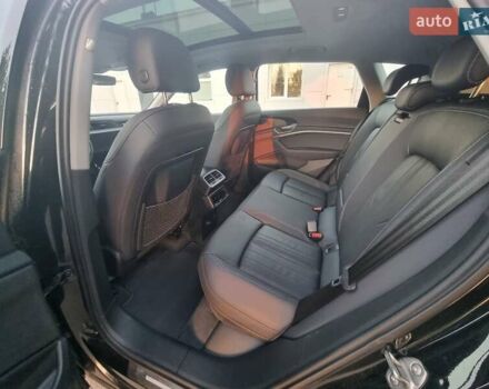 Черный Ауди E-Tron, объемом двигателя 0 л и пробегом 70 тыс. км за 32500 $, фото 29 на Automoto.ua