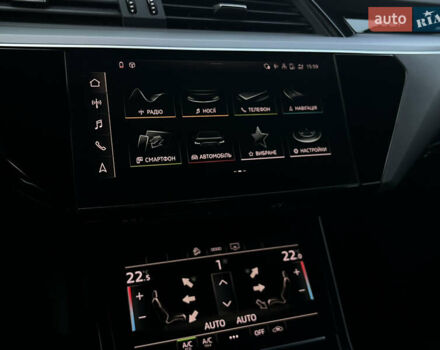 Чорний Ауді E-Tron, об'ємом двигуна 0 л та пробігом 187 тис. км за 23300 $, фото 54 на Automoto.ua