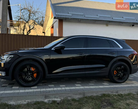 Черный Ауди E-Tron, объемом двигателя 0 л и пробегом 79 тыс. км за 26000 $, фото 5 на Automoto.ua