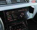 Чорний Ауді E-Tron, об'ємом двигуна 0 л та пробігом 34 тис. км за 49499 $, фото 71 на Automoto.ua