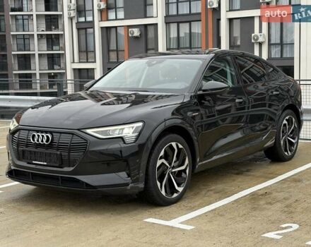 Чорний Ауді E-Tron, об'ємом двигуна 0 л та пробігом 99 тис. км за 29000 $, фото 2 на Automoto.ua