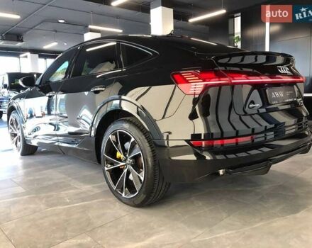 Черный Ауди E-Tron, объемом двигателя 0 л и пробегом 68 тыс. км за 39900 $, фото 13 на Automoto.ua