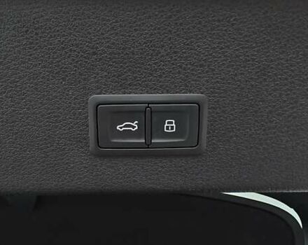 Черный Ауди E-Tron, объемом двигателя 0 л и пробегом 54 тыс. км за 43500 $, фото 81 на Automoto.ua