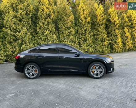 Чорний Ауді E-Tron, об'ємом двигуна 0 л та пробігом 35 тис. км за 40950 $, фото 8 на Automoto.ua