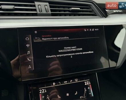Чорний Ауді E-Tron, об'ємом двигуна 0 л та пробігом 99 тис. км за 29000 $, фото 28 на Automoto.ua