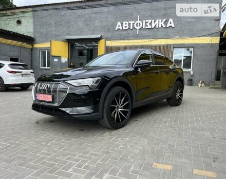 Чорний Ауді E-Tron, об'ємом двигуна 0 л та пробігом 18 тис. км за 35500 $, фото 9 на Automoto.ua